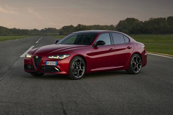 2024 Alfa Romeo Giulia Veloce