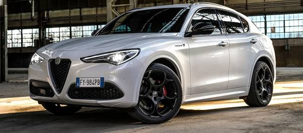 2023 Alfa Romeo Stelvio Sprint