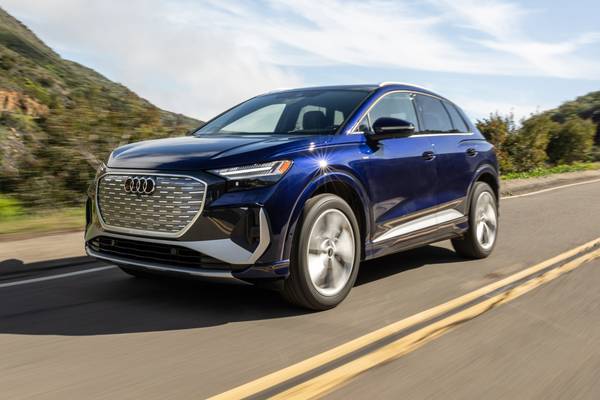 2024 Audi Q4 e-tron Premium Plus
