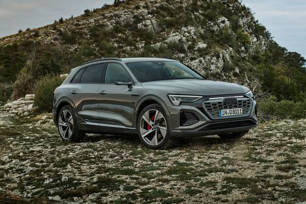 2024 Audi Q8 e-tron Premium Plus