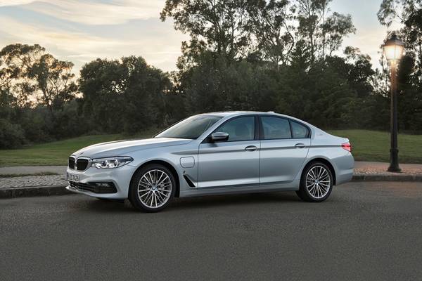 2019 BMW 5 Series Review Ratings Edmunds