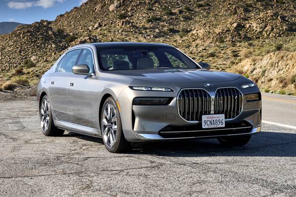 2024 BMW i7 eDrive50