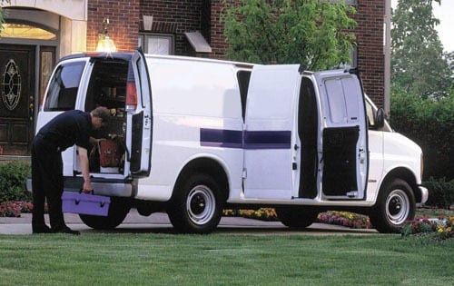 2001 Chevrolet Express Cargo G1500 Van