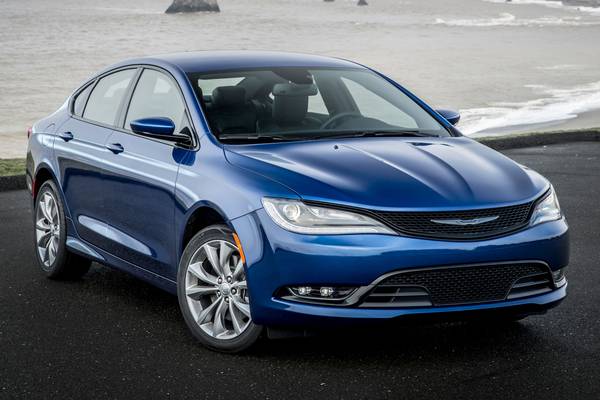 2016 Chrysler 200 S