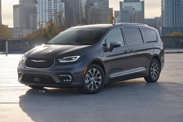 2023 Chrysler Pacifica Hybrid Pinnacle