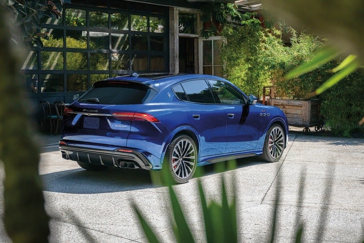 2023 Maserati Grecale rear 3/4