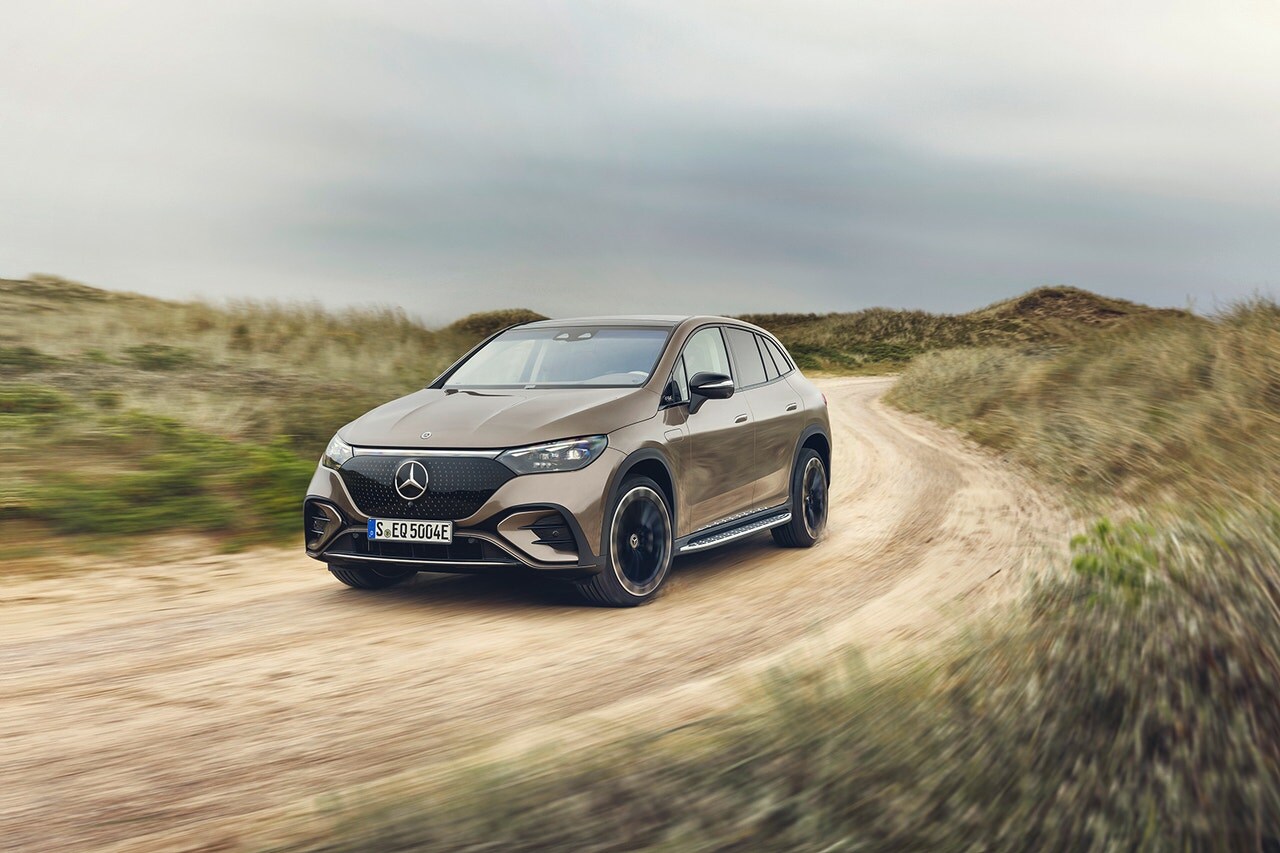 2023 Mercedes-Benz EQE SUV front