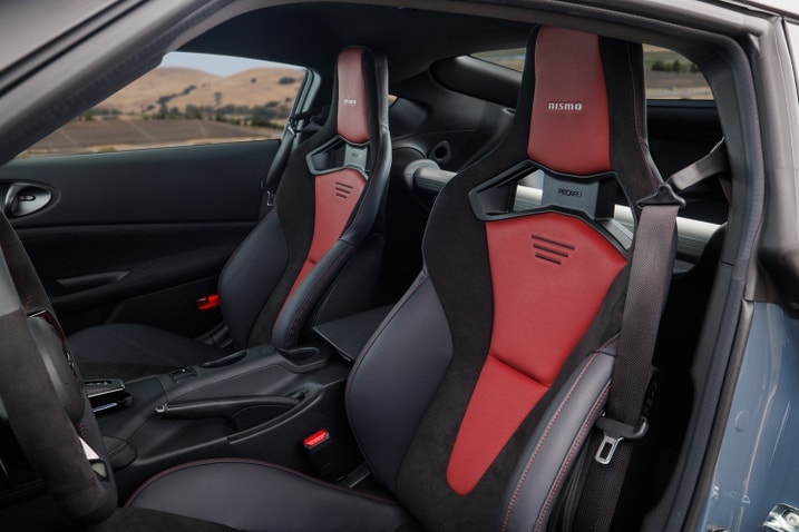 2024 Nissan Z Nismo seats