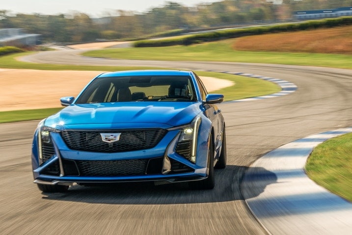 2025_cadillac_ct5-v_blackwing_action_3.jpg