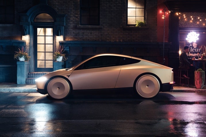 Tesla Cybercab Robotaxi 001.jpg