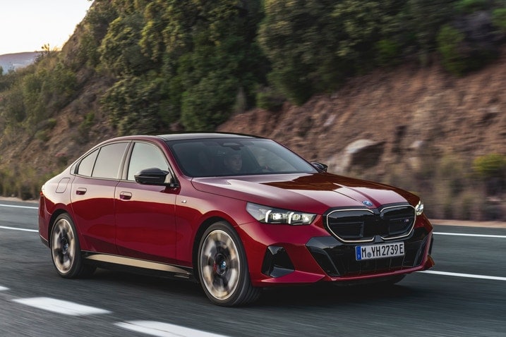 2024 BMW i5 front 3/4