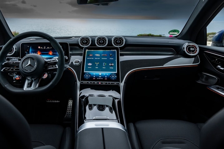 2025 Mercedes-AMG GLC 63 S E Performance dashboard