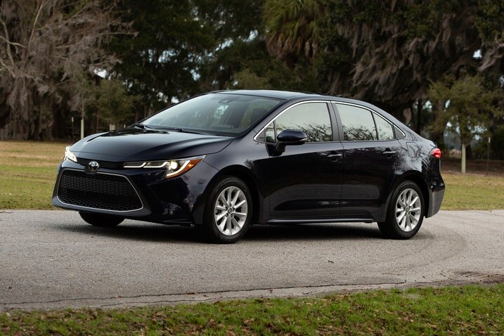 Toyota Corolla XLE Sedan Exterior