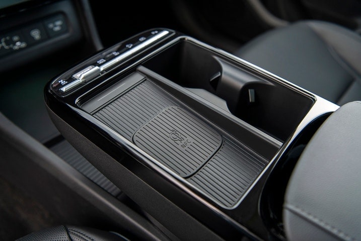 2025 Hyundai Tucson wireless charger