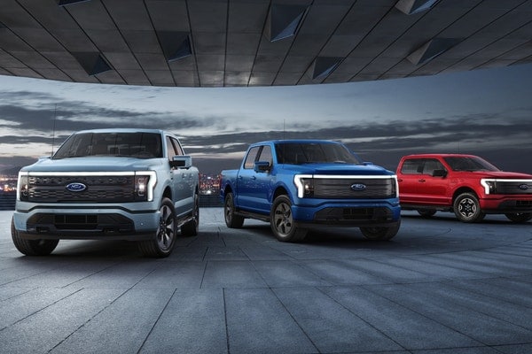 Ford Drops Price of the Lightning Electric Pickup Truck