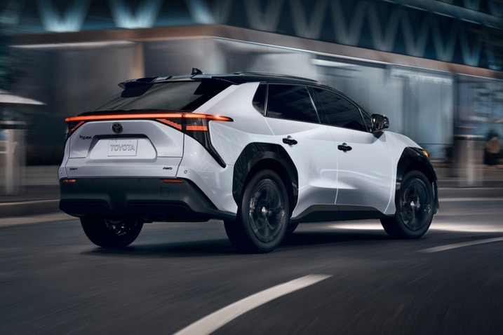 2025 Toyota bZ4X rear 3/4