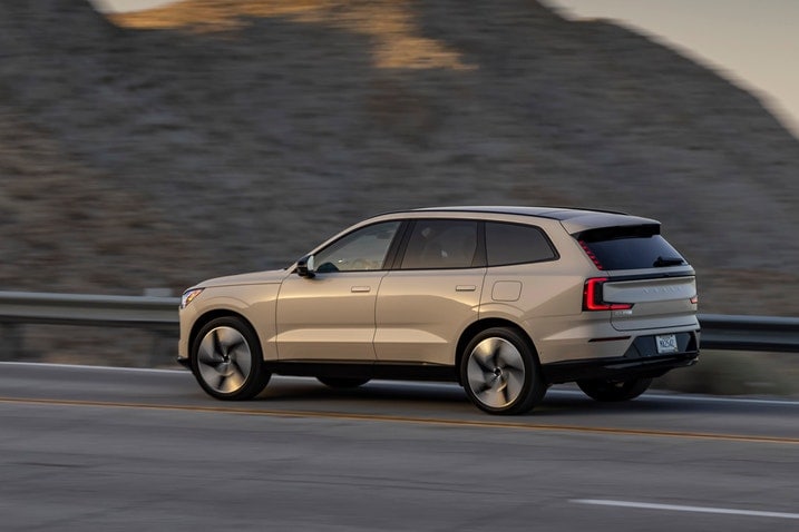 2025 Volvo EX90 driving