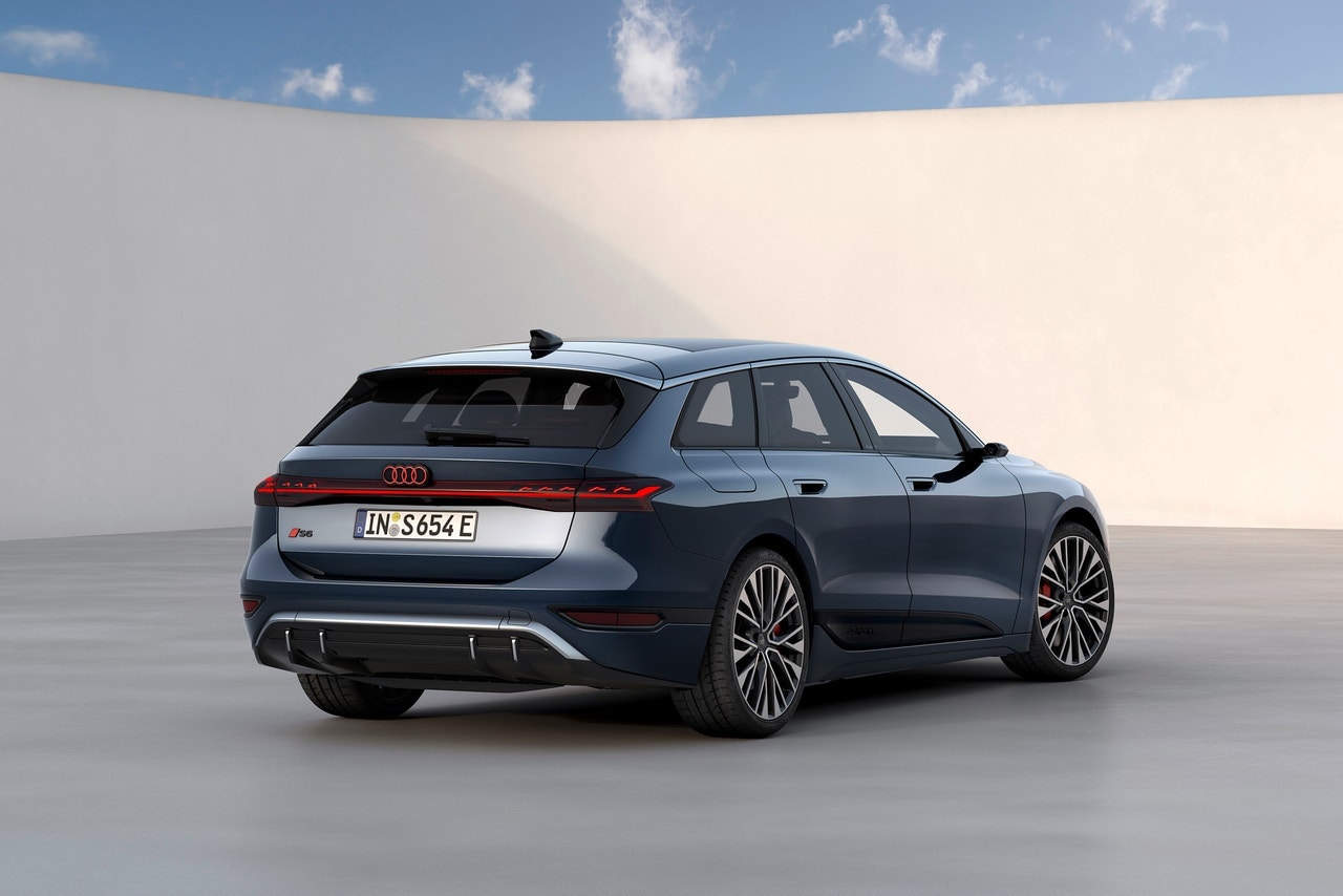 2026 Audi S6 E-tron Avant rear 3/4