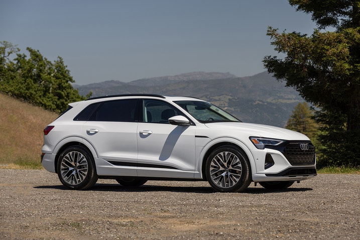 2023 Audi Q8 E-Tron Debut: More Range, New Name - CNET