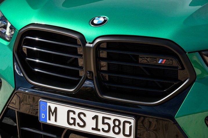 2024 BMW X5 M grille