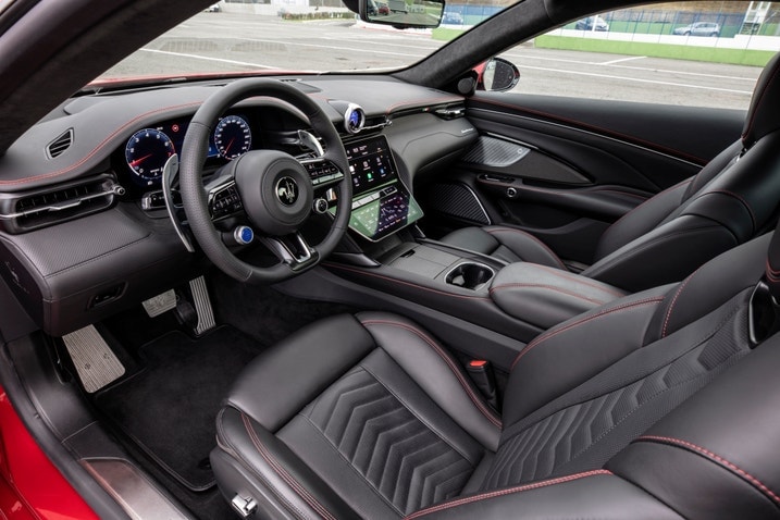 2024 Maserati GranTurismo interior