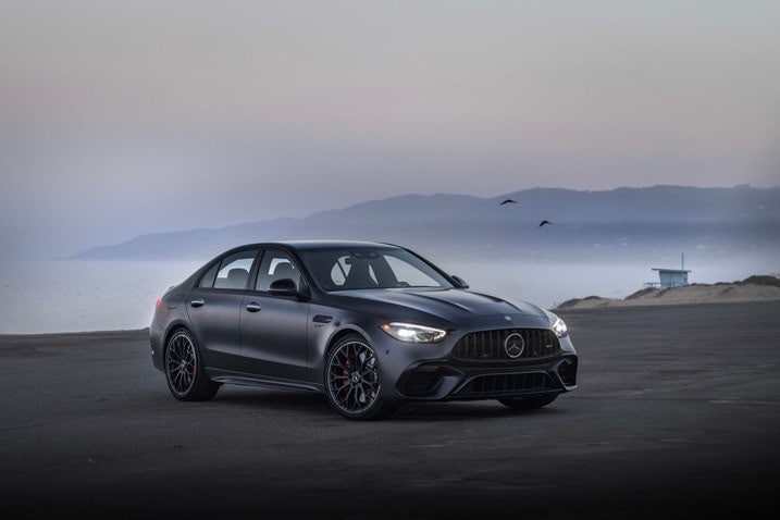 2024 Mercedes-AMG C 63 E Performance front 3/4