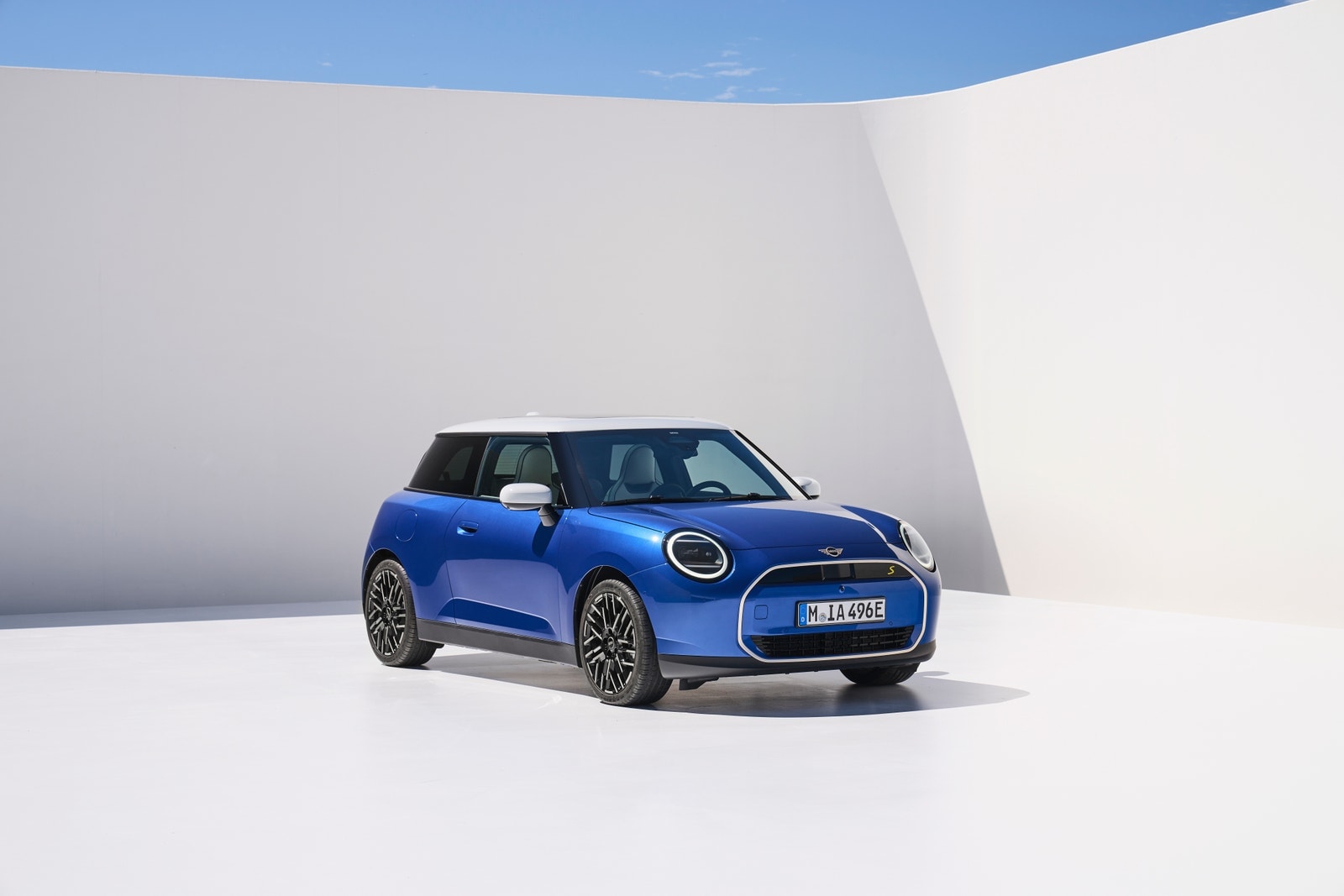 New Mini EV Promises More than Double the Range of the Current Car