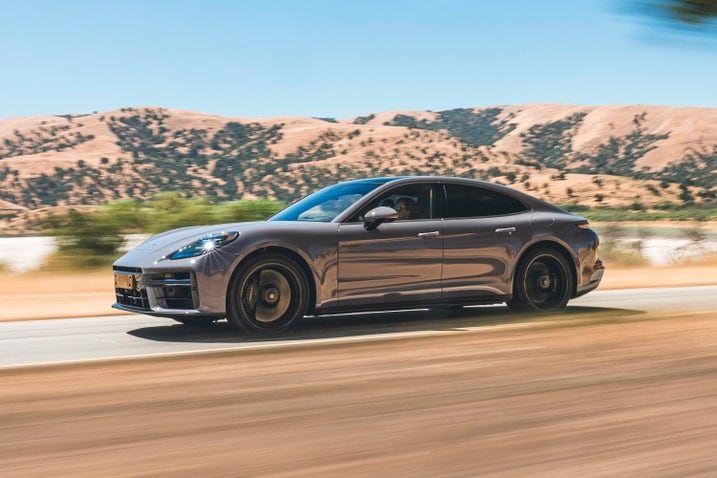 2025 Porsche Panamera Turbo S E-Hybrid driving