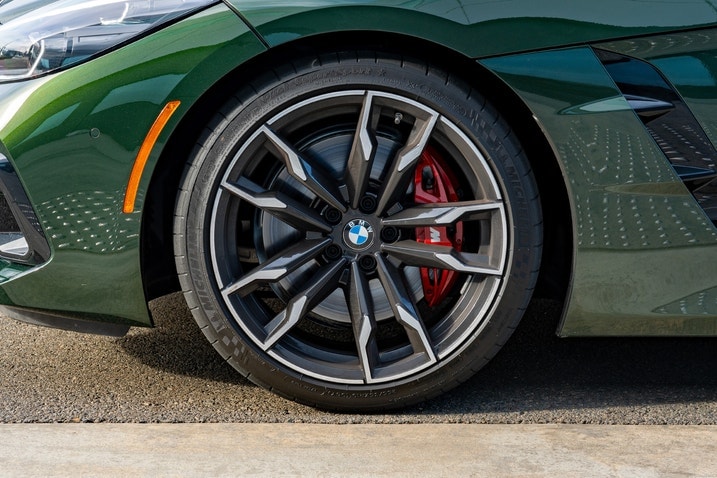 2025 BMW Z4 wheel