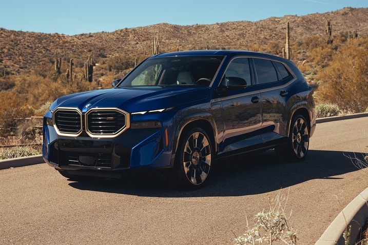 2023 BMW XM front three-quarters view