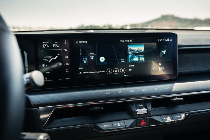 2024 Kia EV9 touchscreen