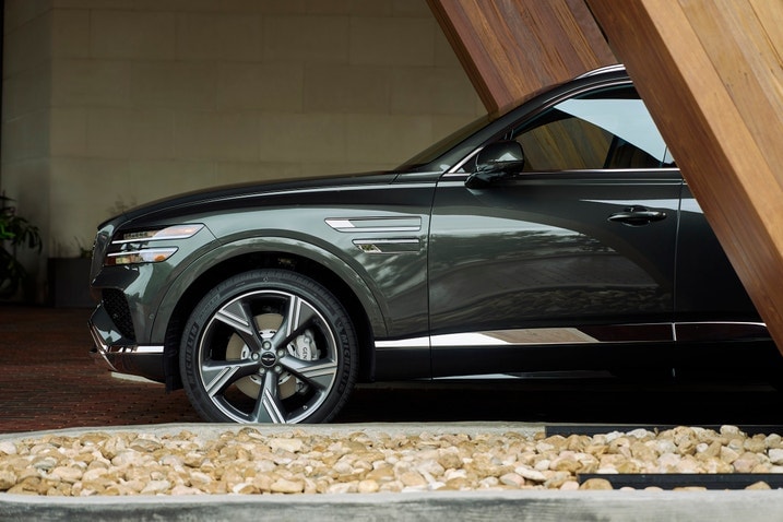 2025 Genesis GV80 wheel