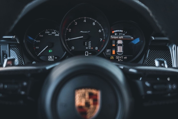 2022 Porsche Macan T interior detail
