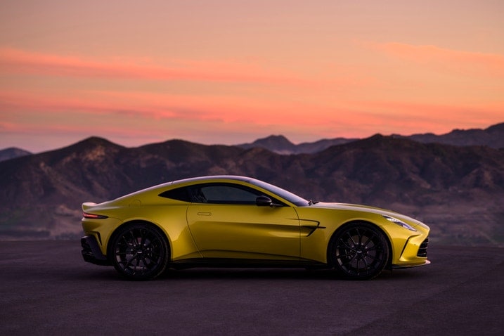 2025 Aston Martin Vantage profile