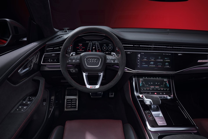 2025 Audi RS Q8 Performance sterring wheel