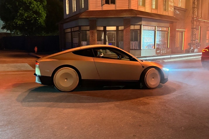Tesla Robotaxi