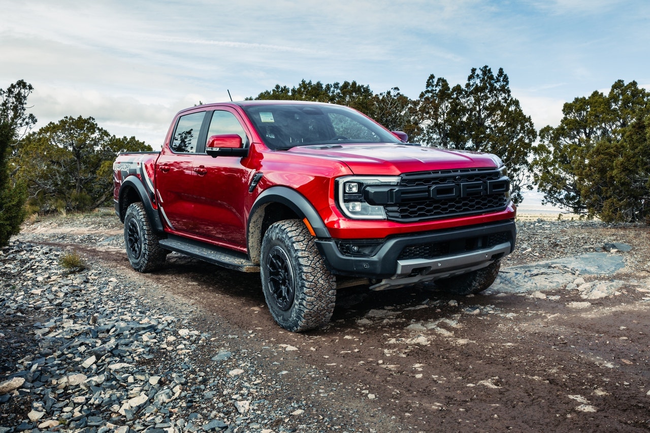 2024 Ford Ranger Raptor front