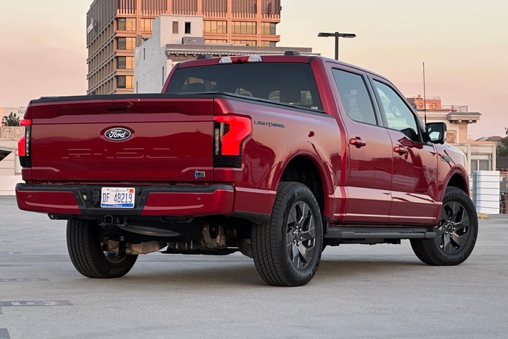 2024 Ford F-150 Lightning Flash rear 3/4
