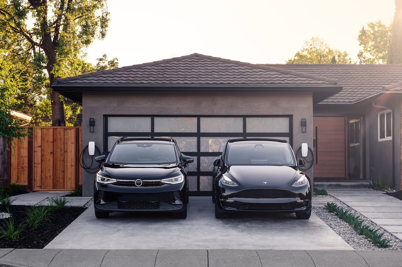 Tesla Model Y and VW ID.4 side by side using Tesla Universal Wall Connectors