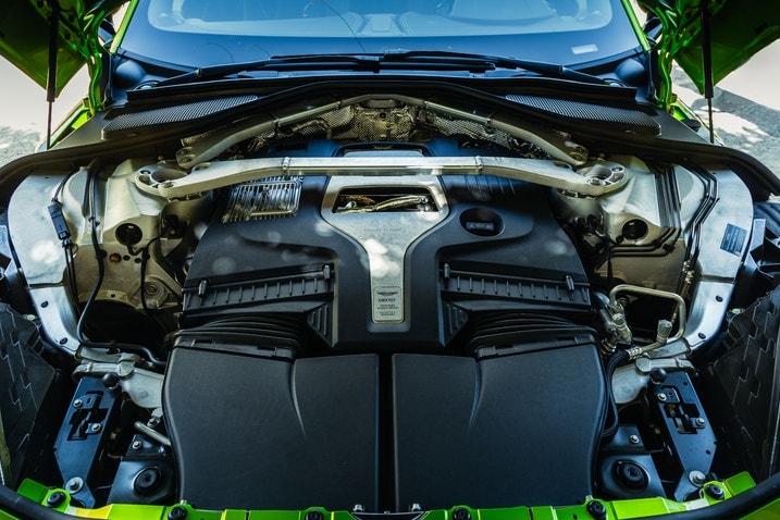 2025 Aston Martin DBX707 engine
