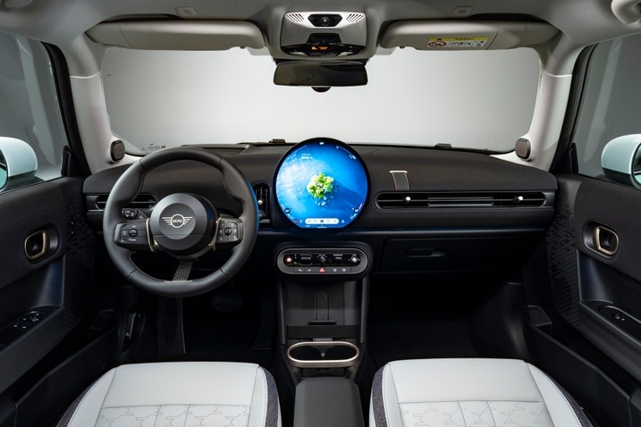 2025 Mini Cooper S interior