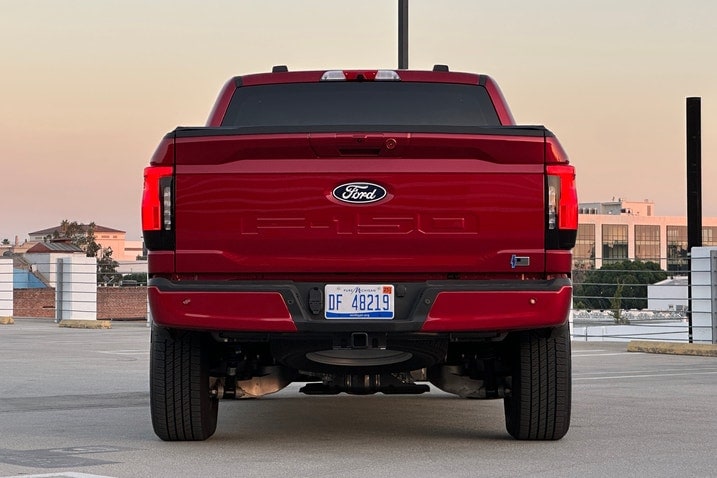 2024 Ford F-150 Lightning Flash hard rear