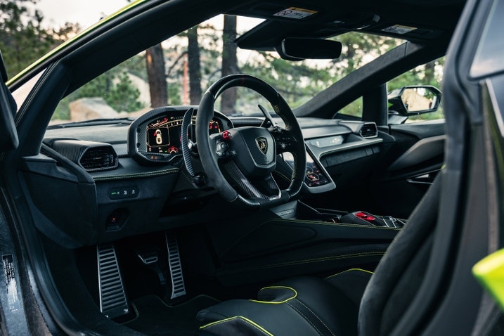 2025 Lamborghini Revuelto interior