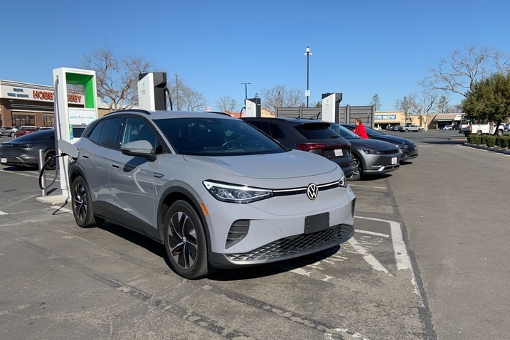 2021 Volkswagen ID.4 charging