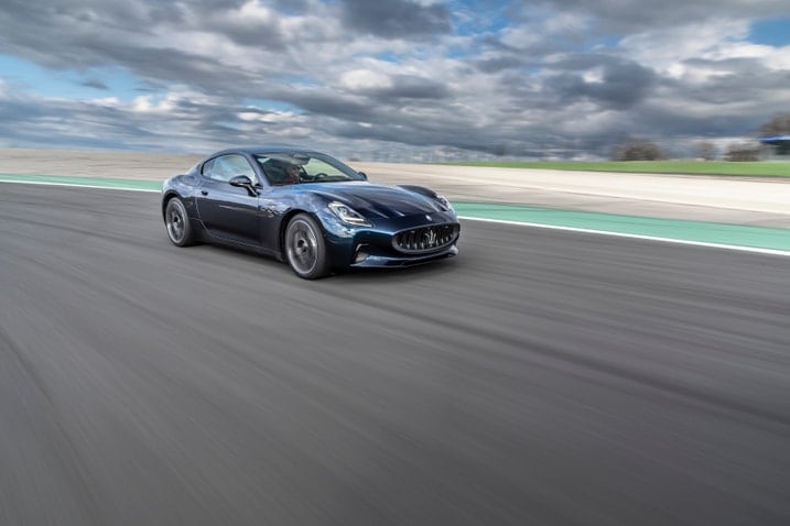 2024 Maserati GranTurismo Folgore front