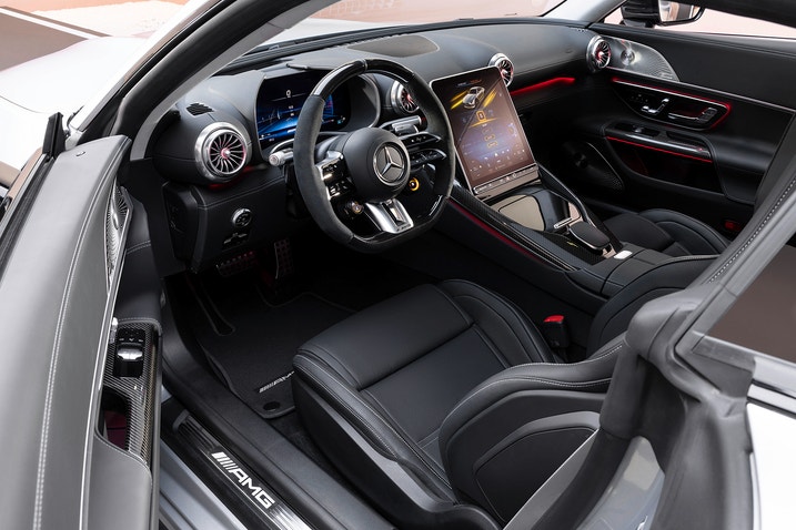 2024 Mercedes-Benz AMG GT Coupe dashboard