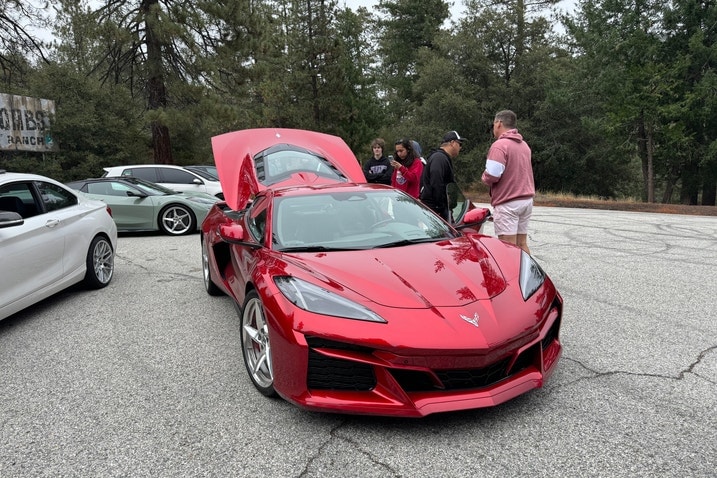 2024 Chevrolet Corvette E-Ray front