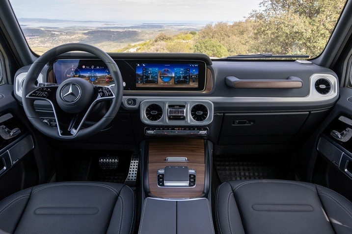 2025 Mercedes-Benz G 580 EV interior