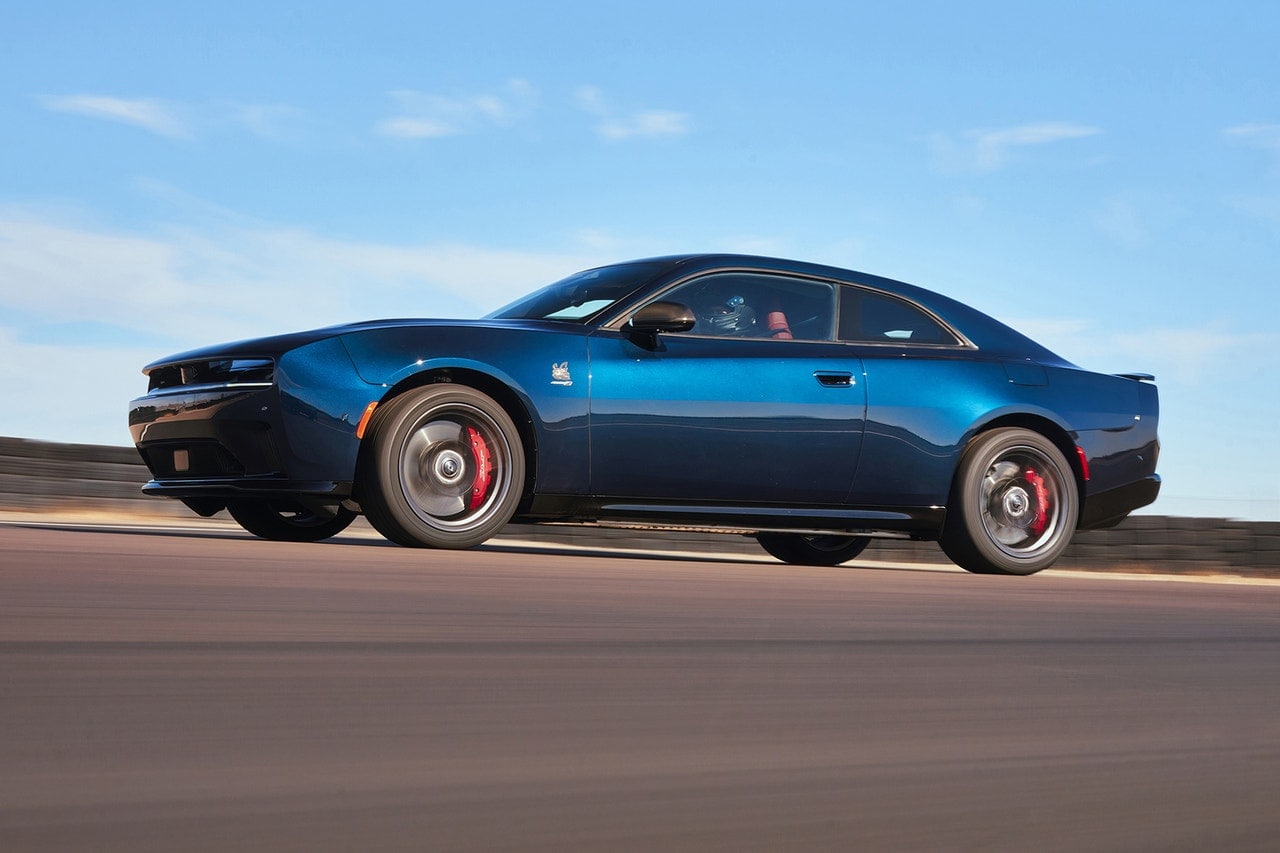 2024 Dodge Charger Daytona action