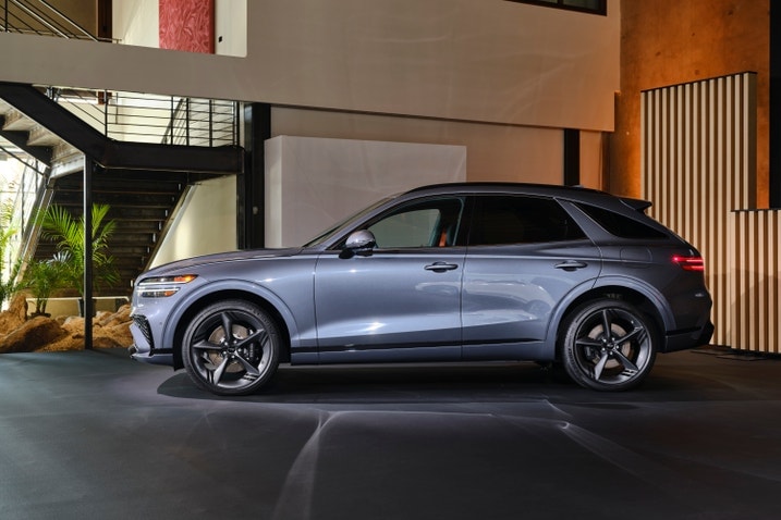 Genesis GV70 profile